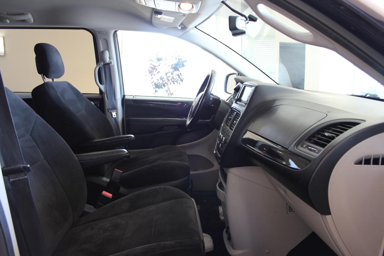 2012 Dodge Grand Caravan SXT PLUS   STOW & GO   DVD Photo