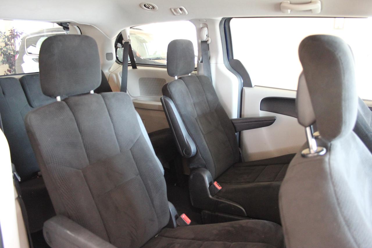 2012 Dodge Grand Caravan SXT PLUS   STOW & GO   DVD Photo