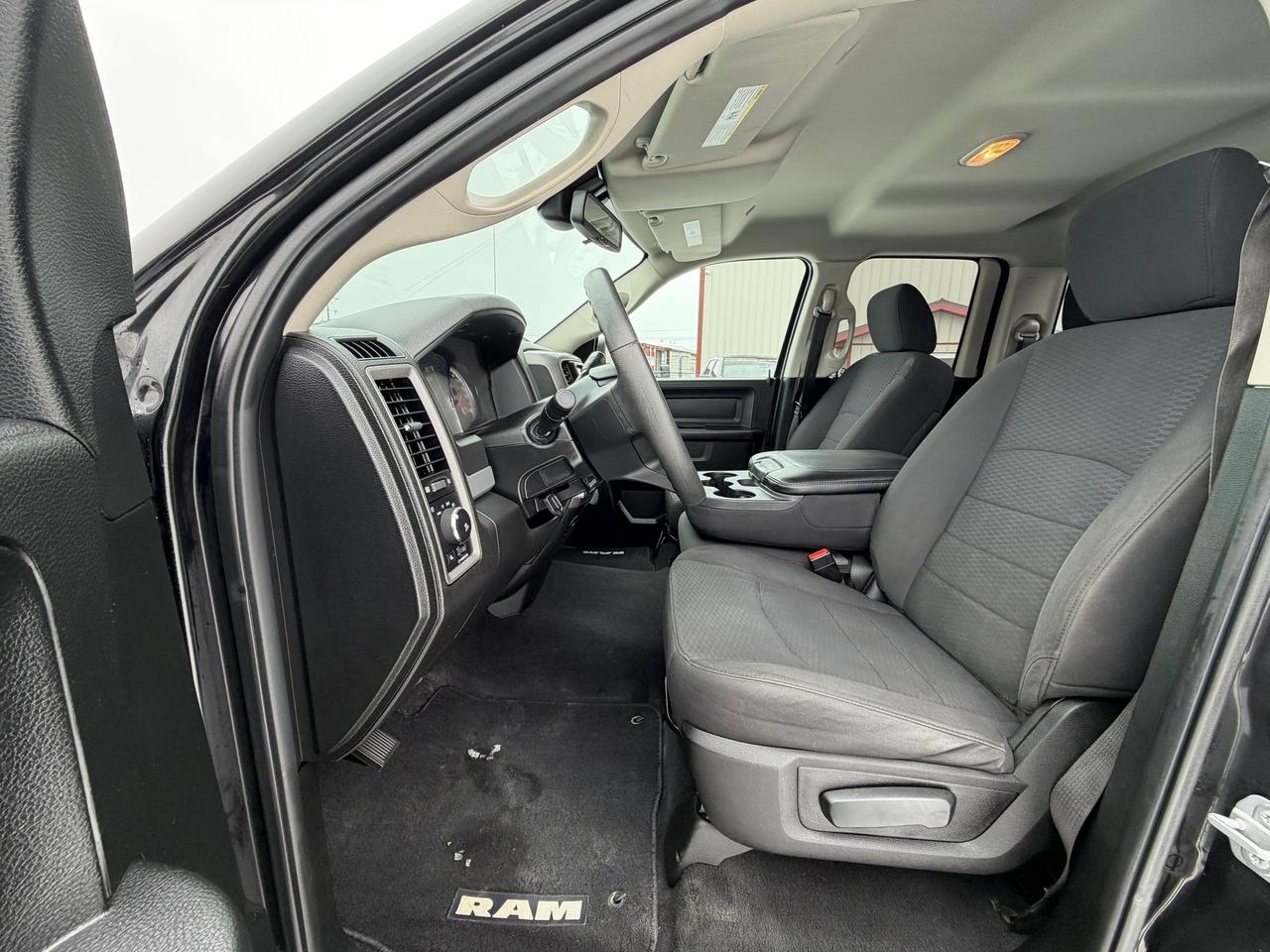 2019 RAM 1500 Classic Express 4x4 Quad Cab 6'4  Box Photo