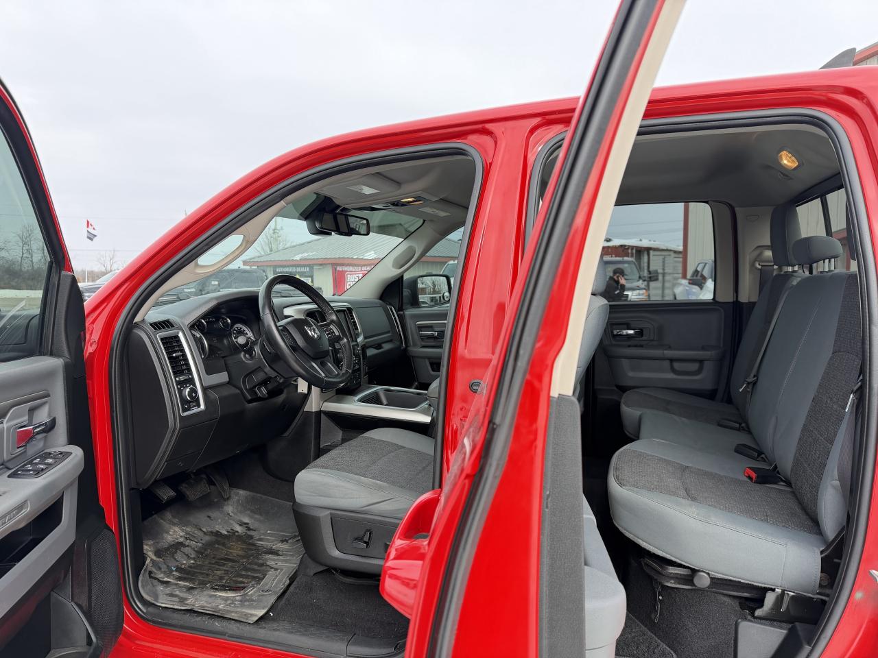2019 RAM 1500 Classic WARLOCK LIFT/WHEEL/TIRE PKG!! Photo