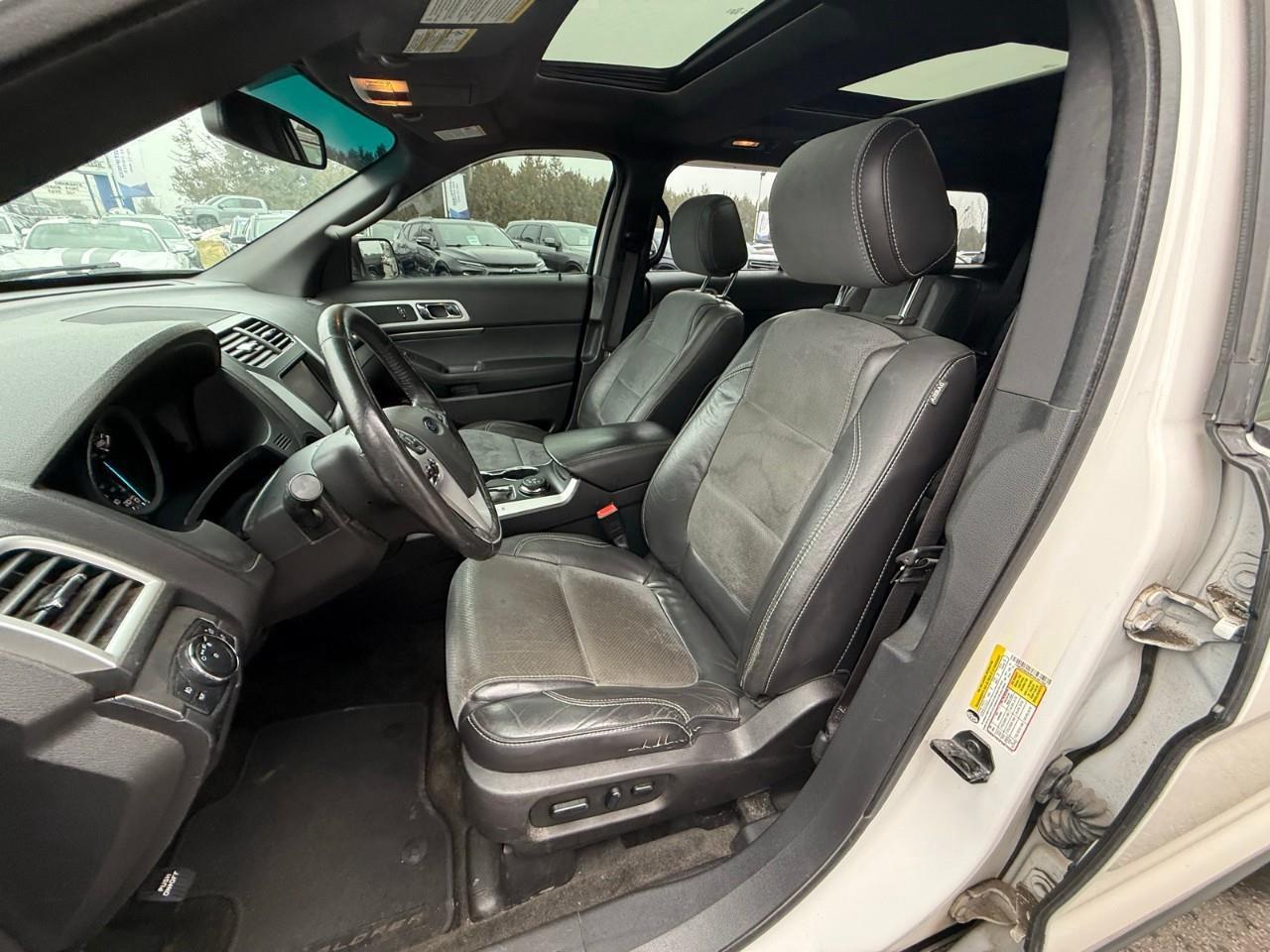 2015 Ford Explorer XLT 4DR 4X4 Photo
