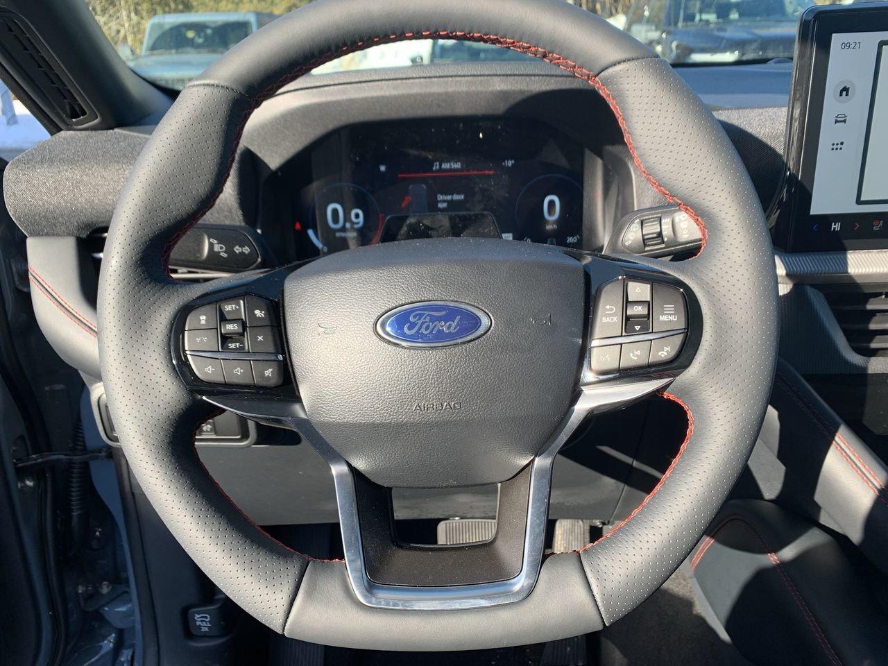 2026 Ford Explorer ST-Line Photo