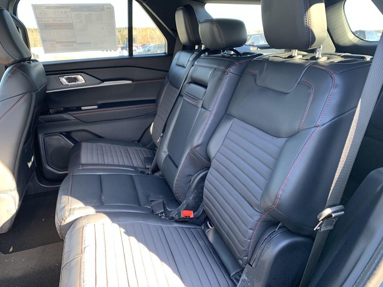 2026 Ford Explorer ST-Line Photo