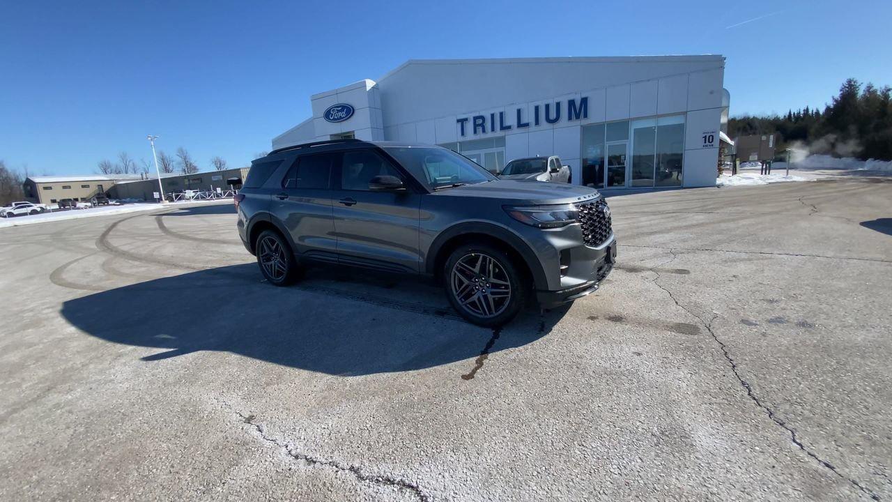 2026 Ford Explorer ST Photo