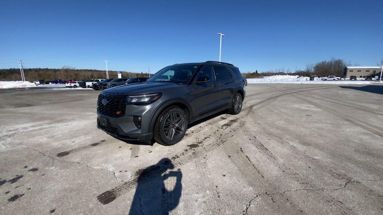 2026 Ford Explorer ST Photo