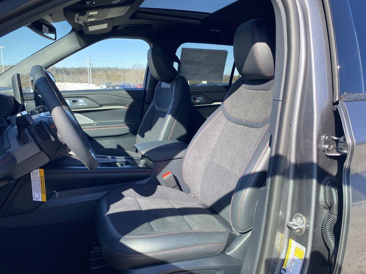 2026 Ford Explorer ST Photo