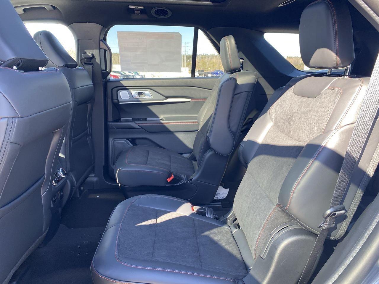 2026 Ford Explorer ST Photo
