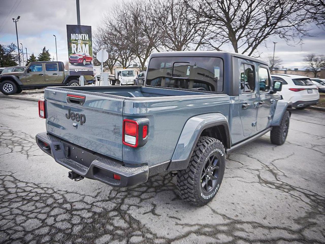 2026 Jeep Gladiator  Photo