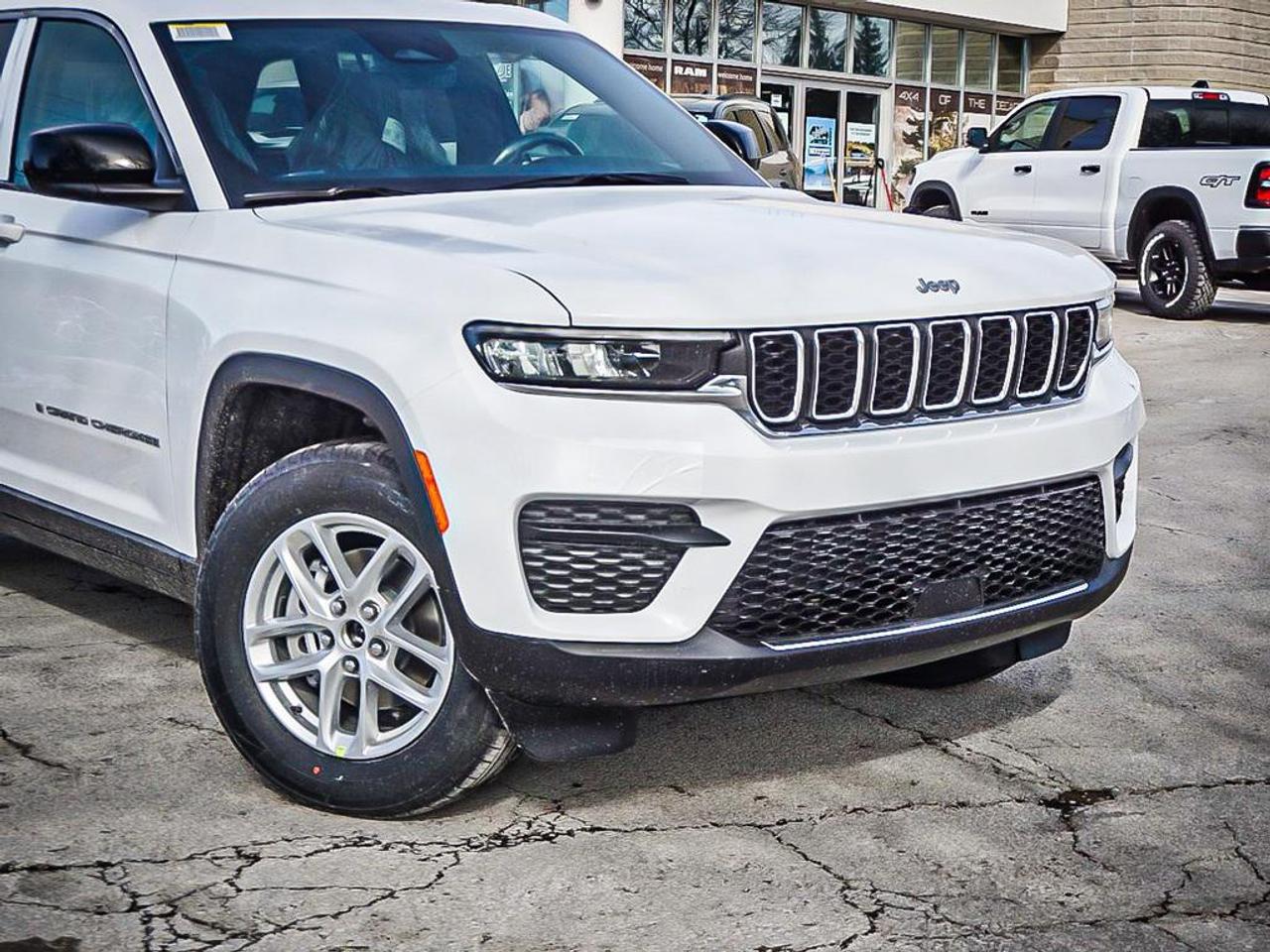 2026 Jeep Grand Cherokee  Photo