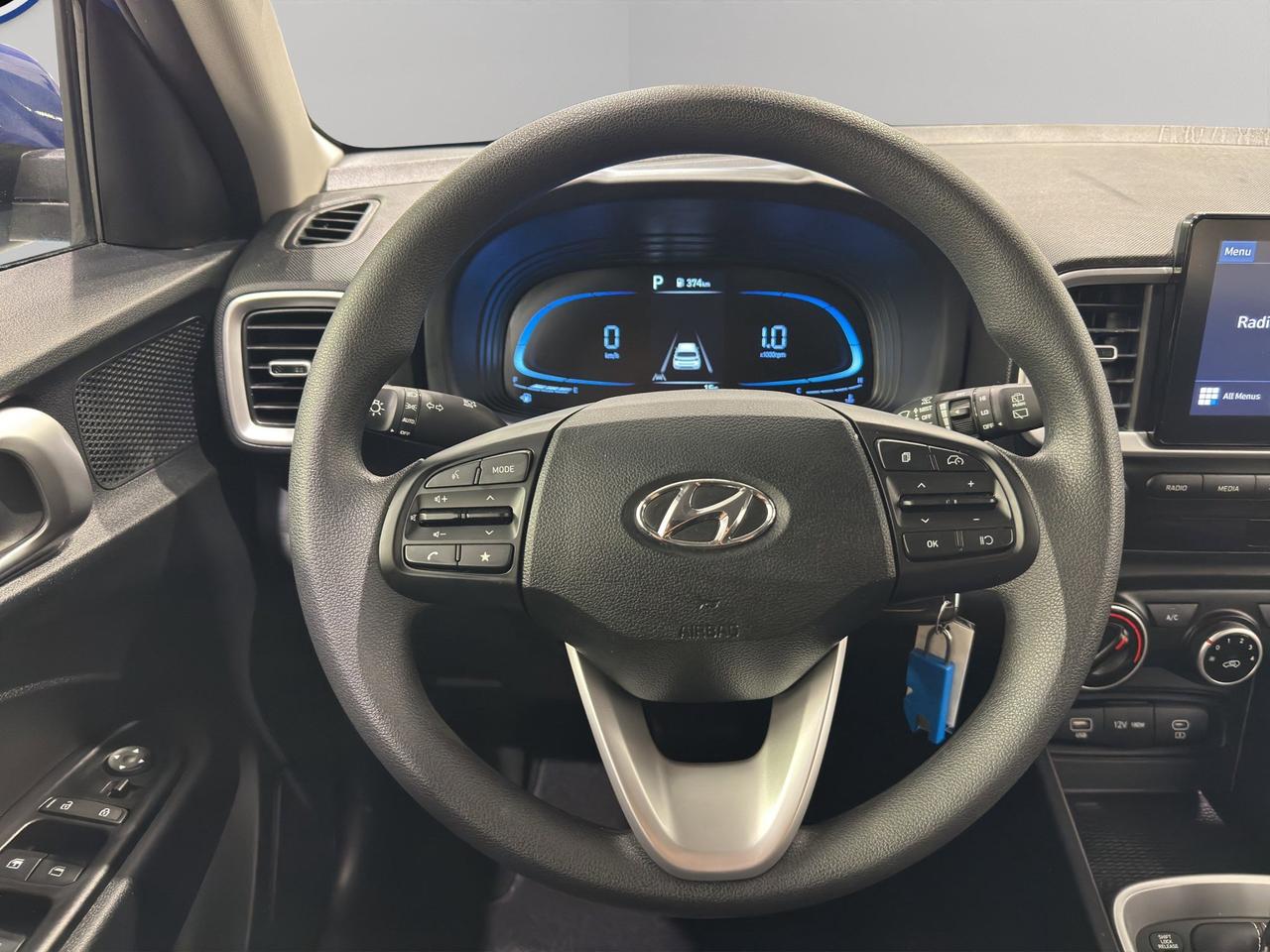 2023 Hyundai Venue Essential Photo