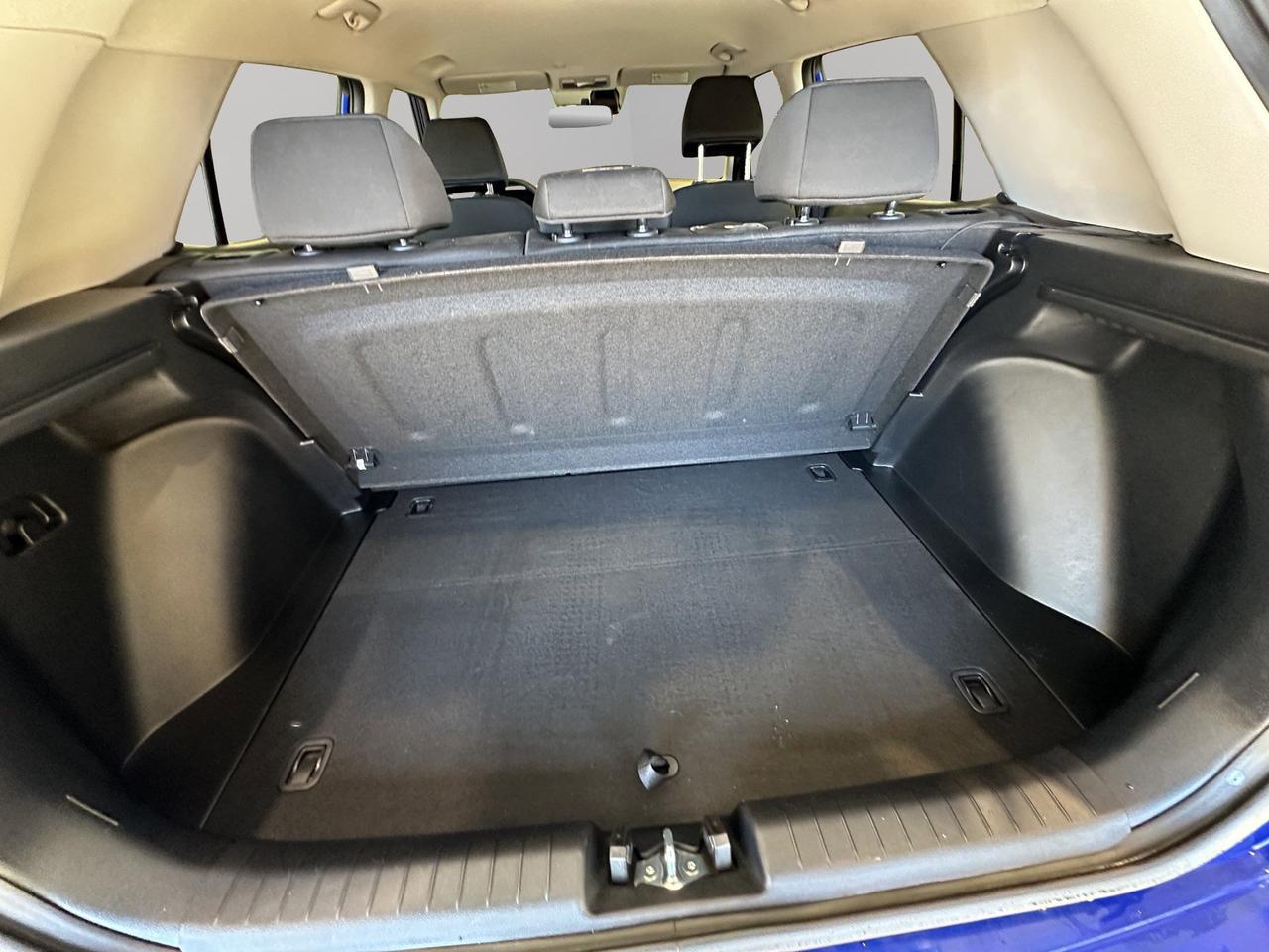 2023 Hyundai Venue Essential Photo