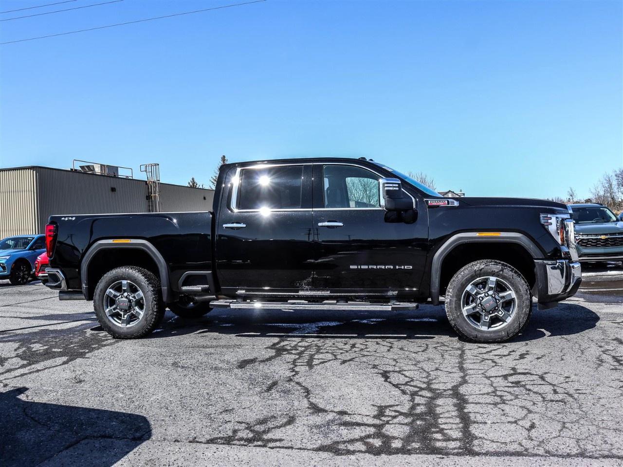 2026 GMC SIERRA 2500HD Crew Cab Standard Box 4-Wheel Drive SLT Photo