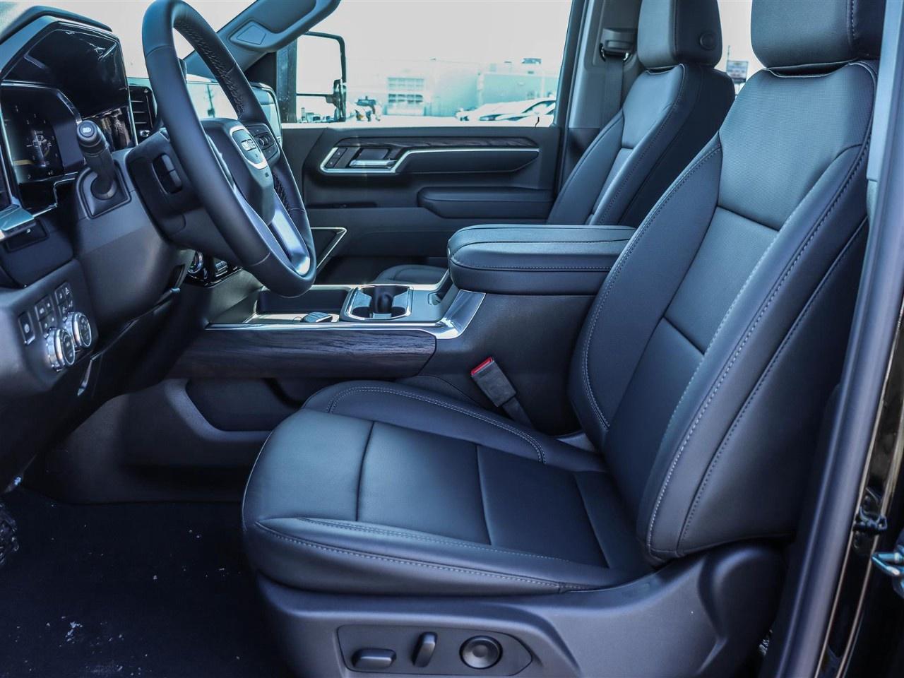 2026 GMC SIERRA 2500HD Crew Cab Standard Box 4-Wheel Drive SLT Photo