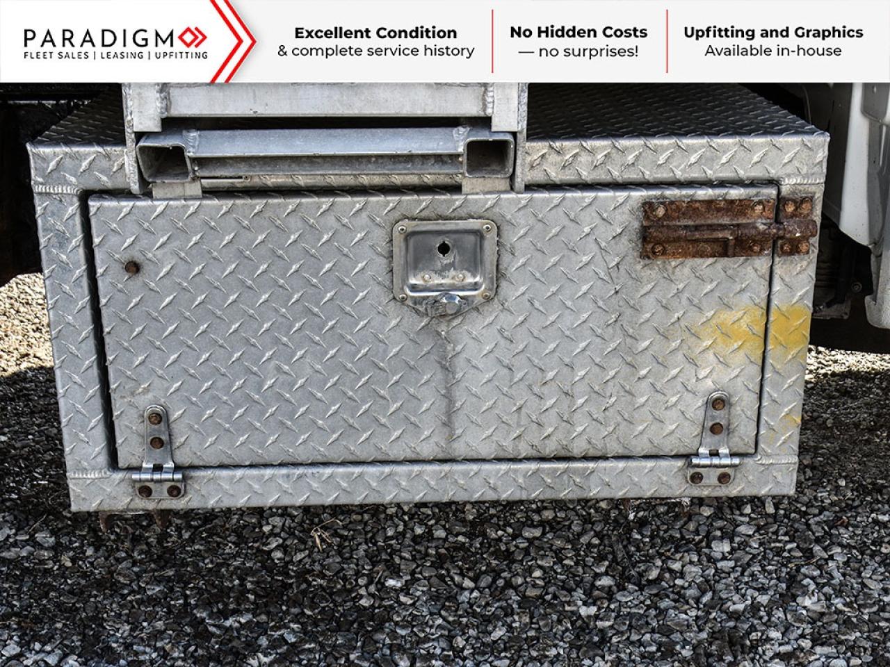 2017 GMC Sierra 3500HD Work Ready Dump Truck Photo