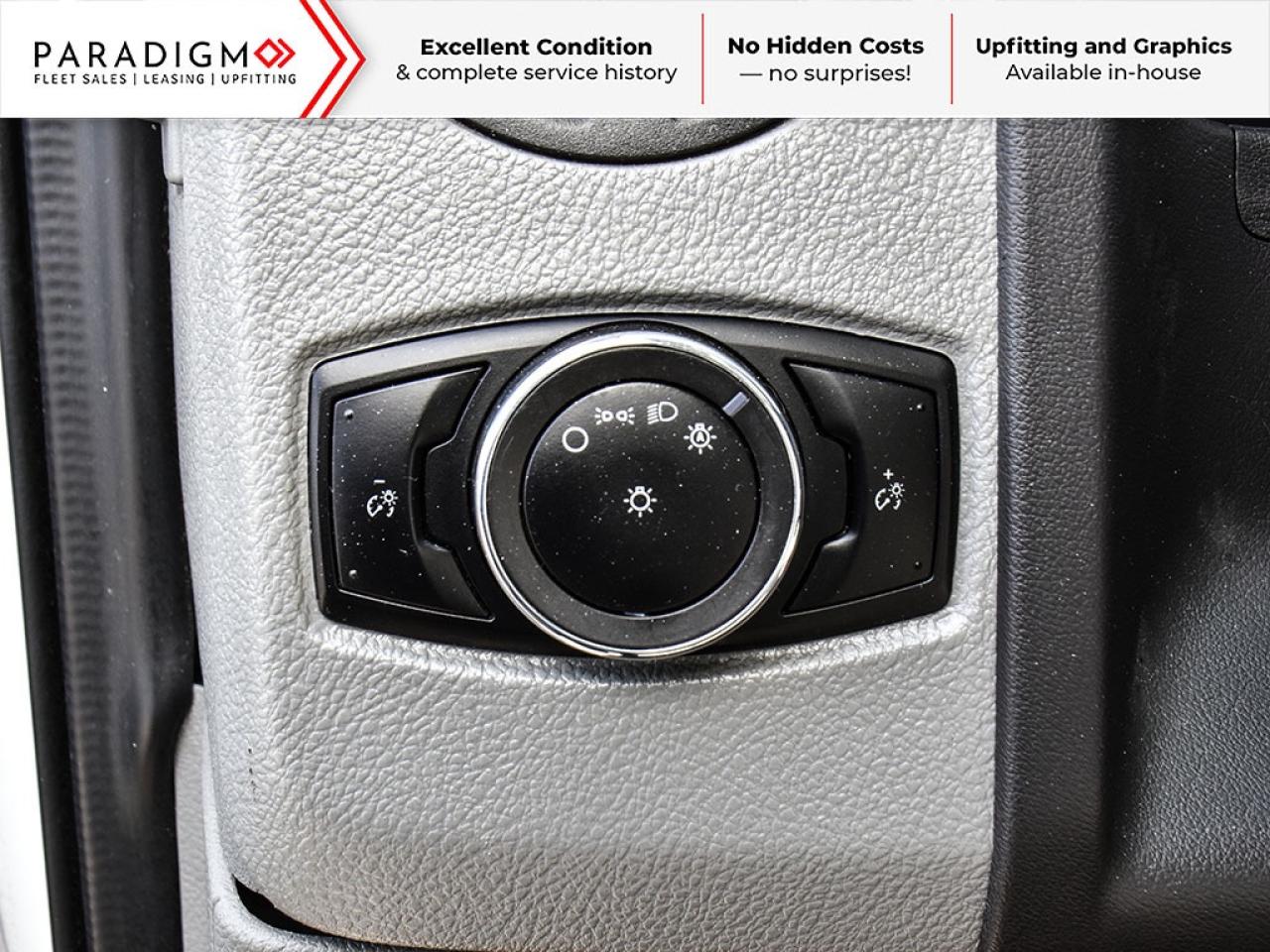 2024 Ford E-Series Cutaway 176" 16 ft Cube Box Standard Truck Photo