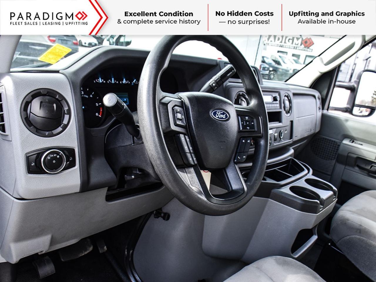 2024 Ford E-Series Cutaway 176" 16 ft Cube Box Standard Truck Photo