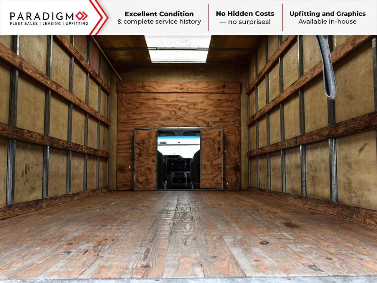 2023 Ford E-Series Cutaway 176" 16 ft Cube Box Standard Truck Photo