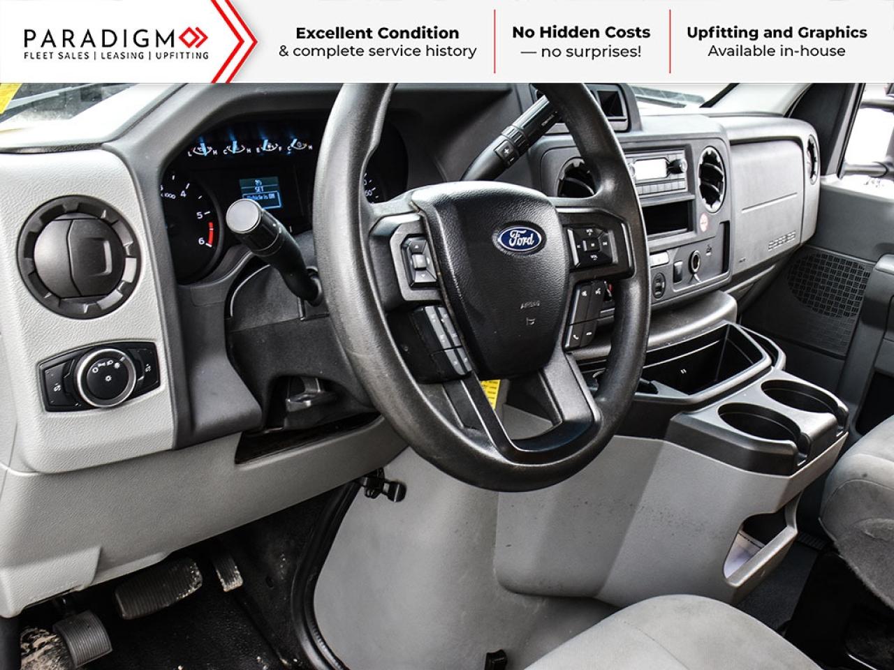 2023 Ford E-Series Cutaway 176" 16 ft Cube Box Standard Truck Photo