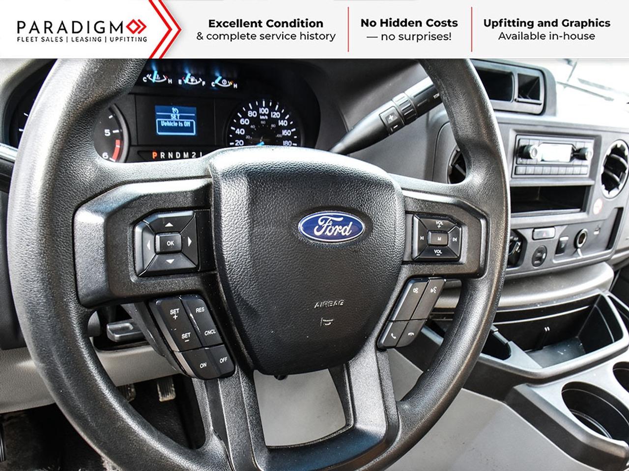 2023 Ford E-Series Cutaway 176" 16 ft Cube Box Standard Truck Photo