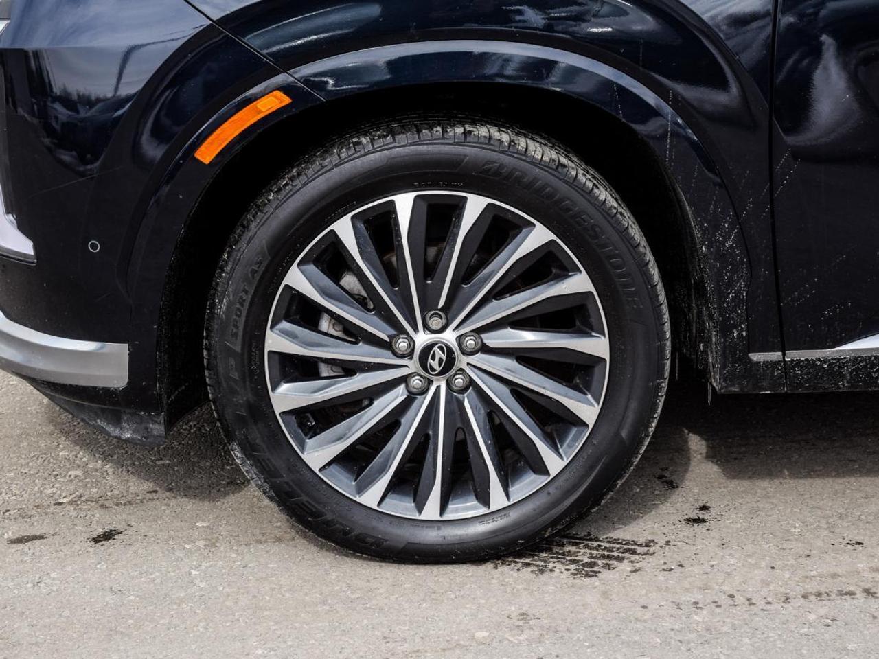 2023 Hyundai PALISADE Ultimate Calligraphy   1 owner, No Accidents, Photo