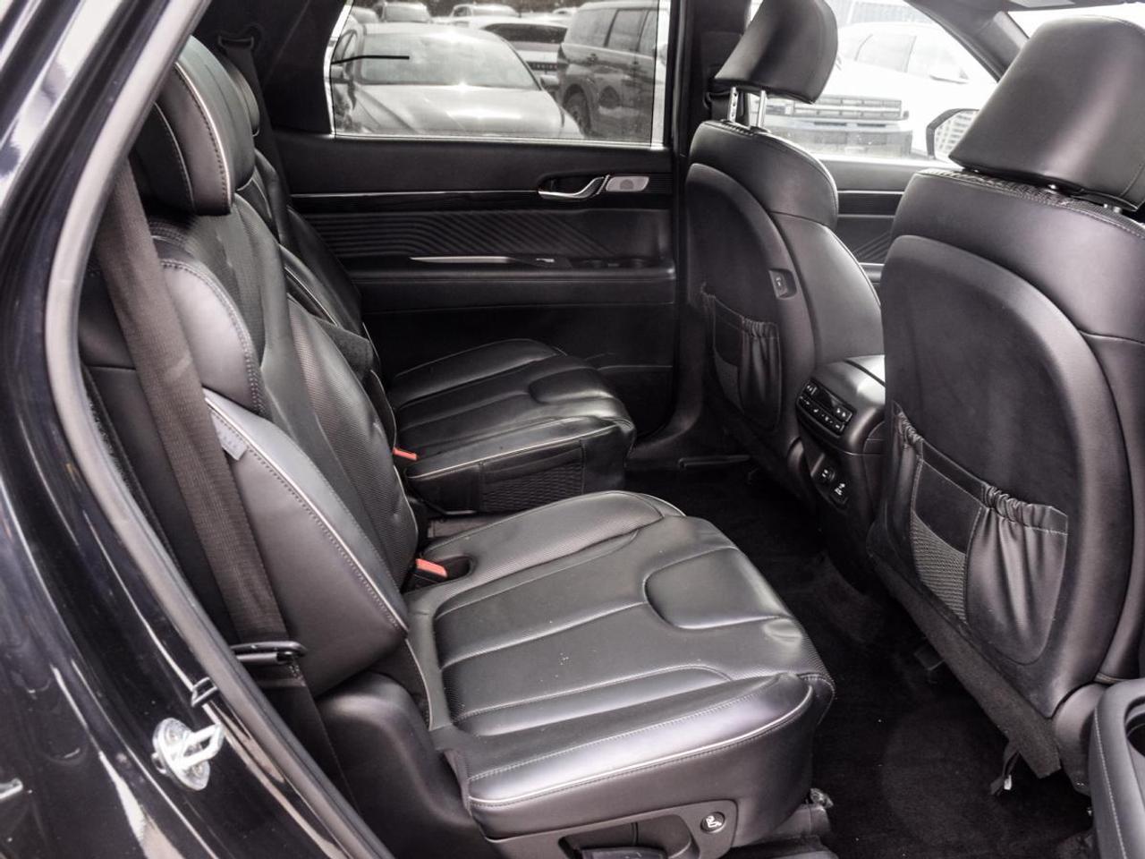 2023 Hyundai PALISADE Ultimate Calligraphy   1 owner, No Accidents, Photo