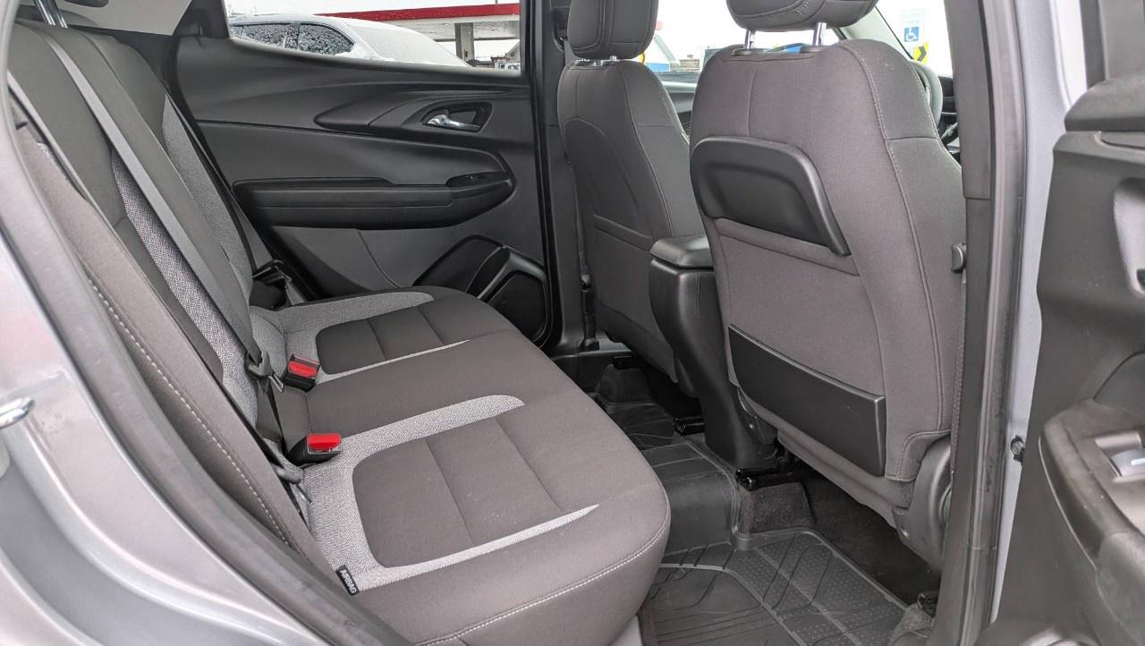 2023 Chevrolet TrailBlazer AWD 4dr LT Photo