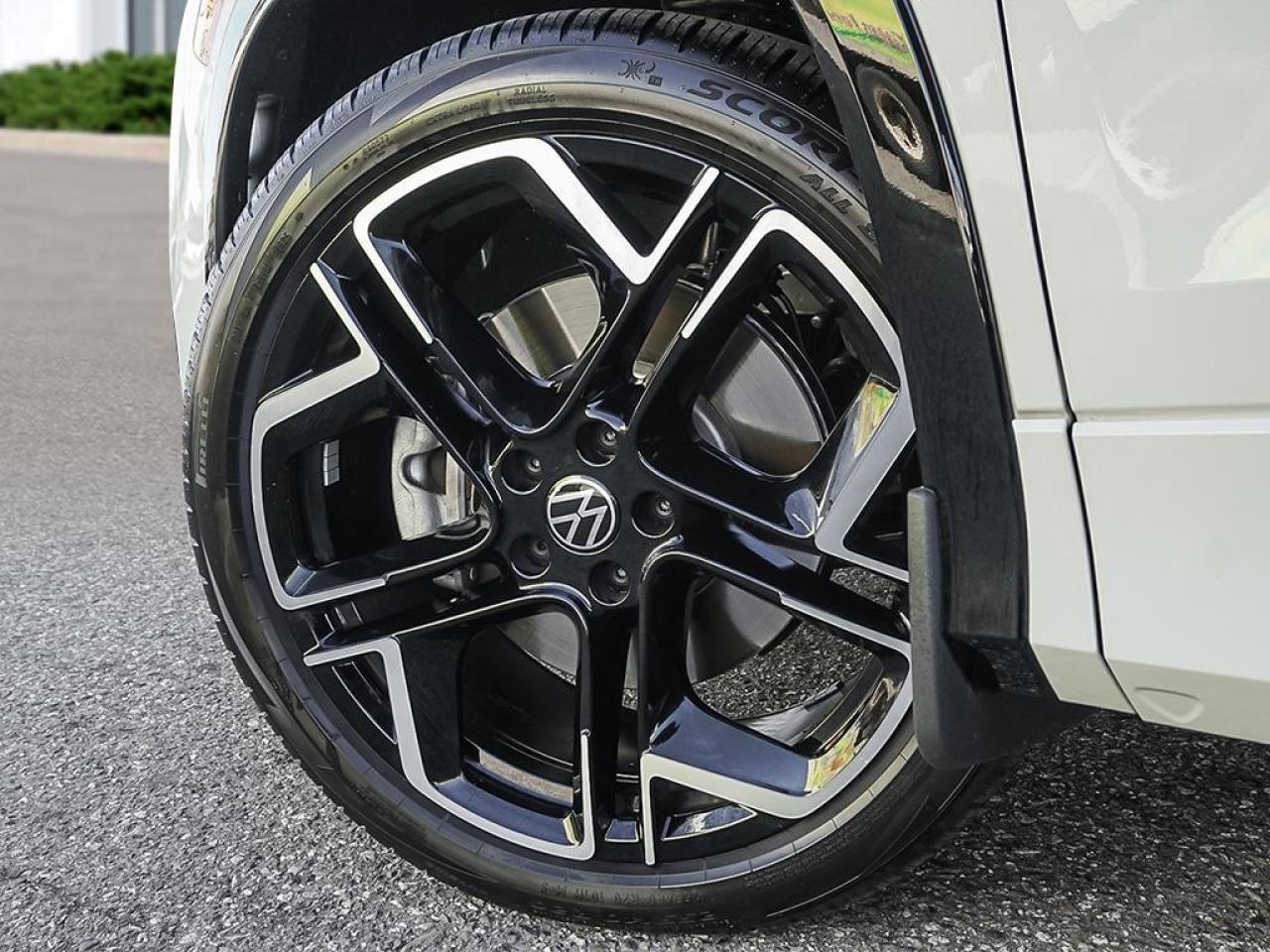 2026 Volkswagen Tiguan Highline Turbo R-Line Photo