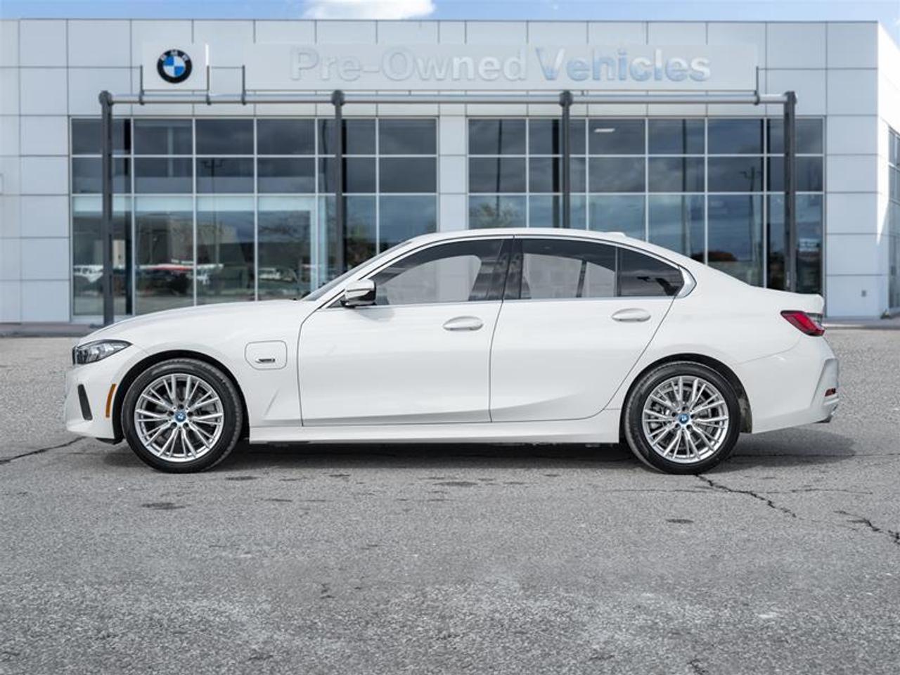 2023 BMW 330e xDrive 4dr All-Wheel Drive Sedan Photo