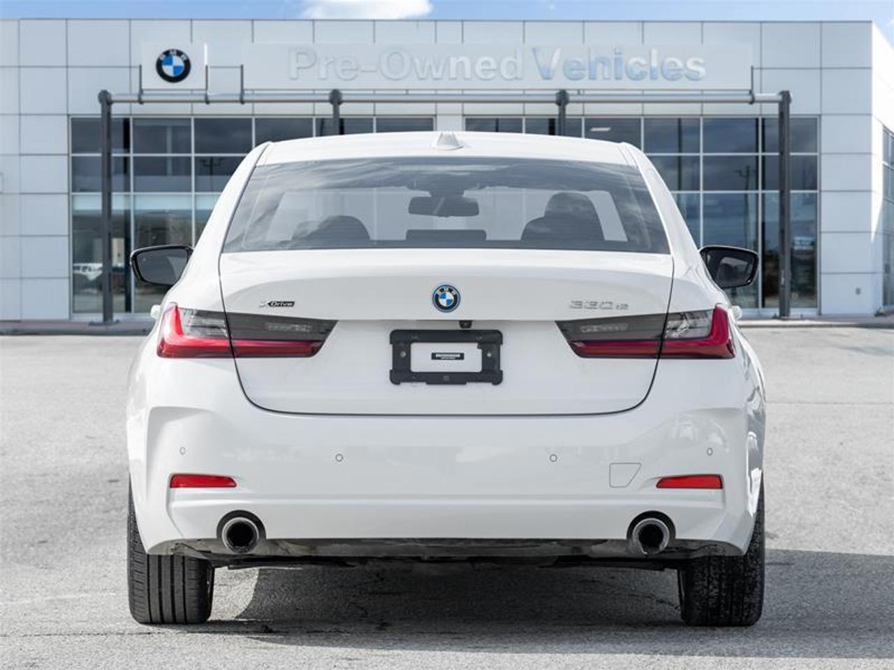 2023 BMW 330e xDrive 4dr All-Wheel Drive Sedan Photo