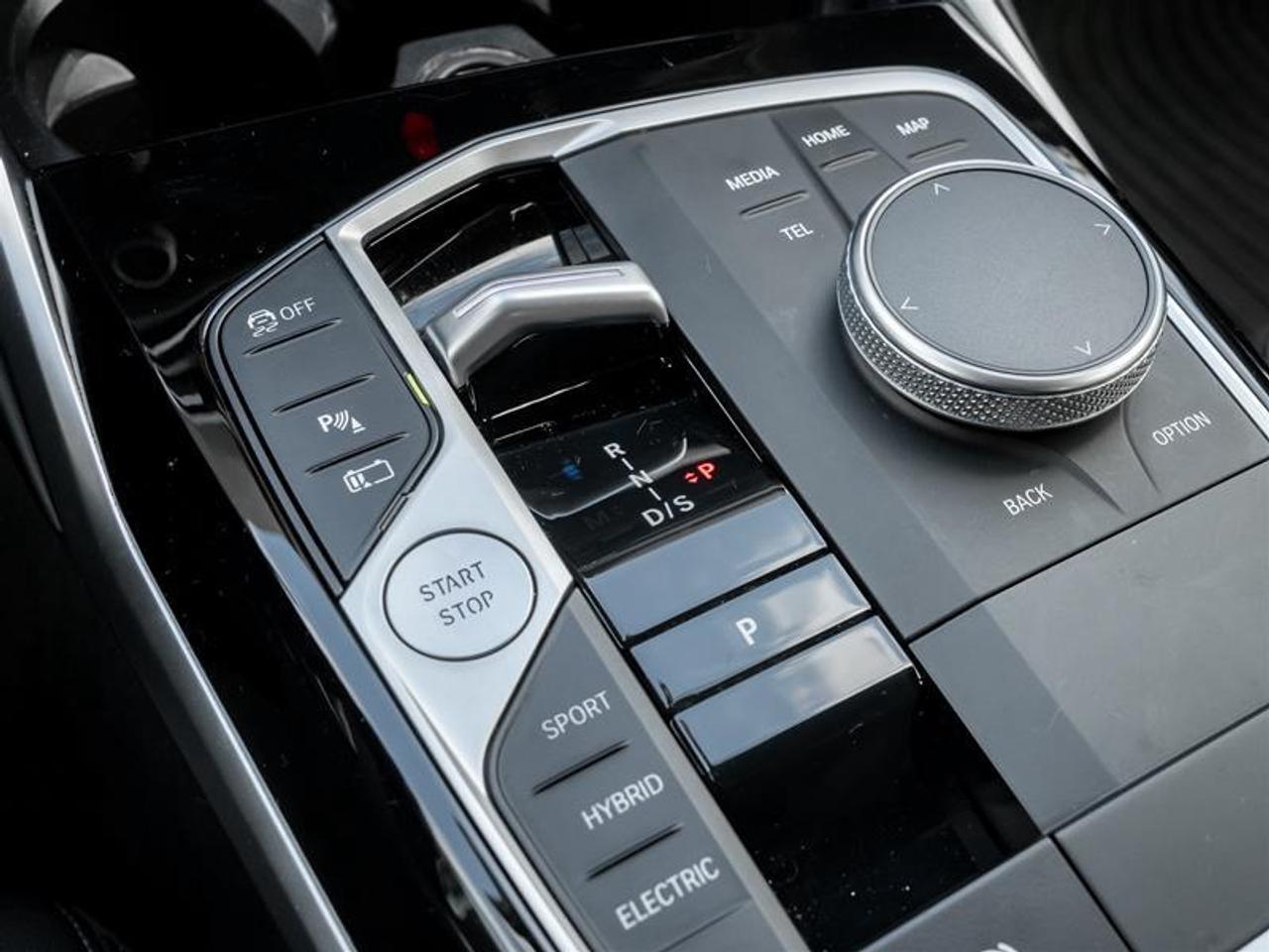 2023 BMW 330e xDrive 4dr All-Wheel Drive Sedan Photo