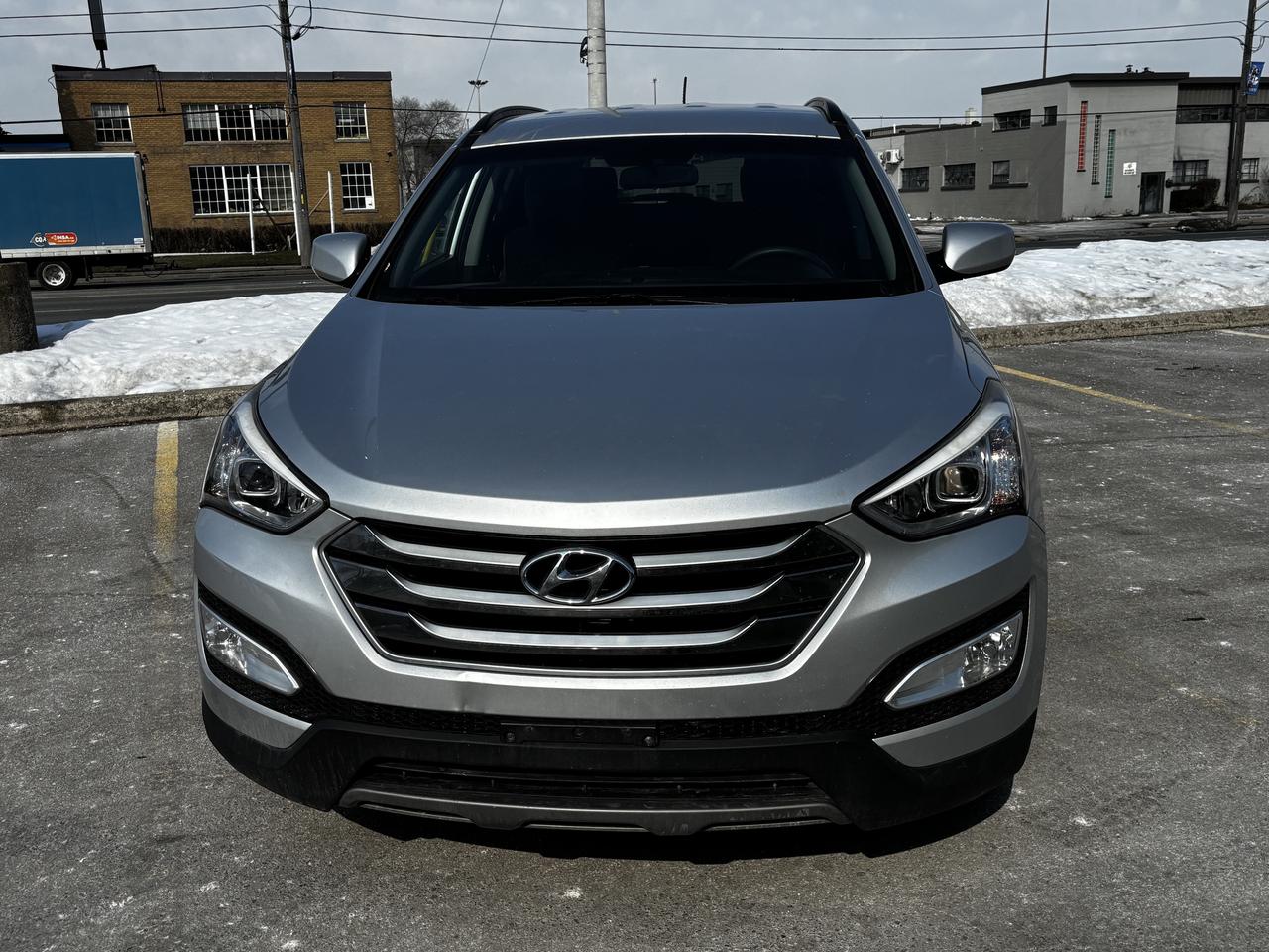 2016 Hyundai Santa Fe Sport FWD 4dr 2.4L Photo