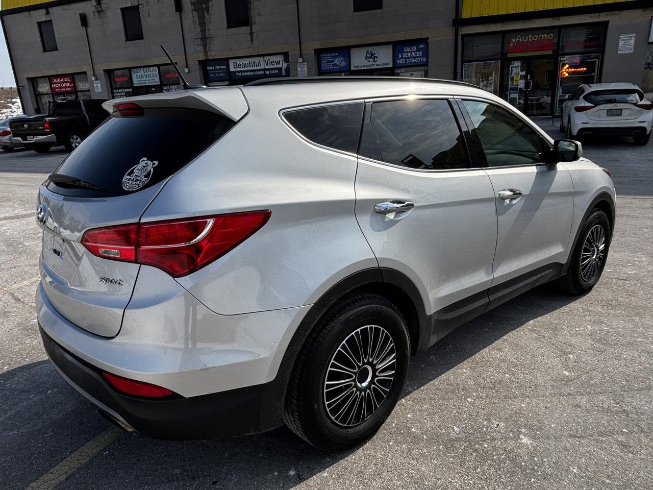 2016 Hyundai Santa Fe Sport FWD 4dr 2.4L Photo