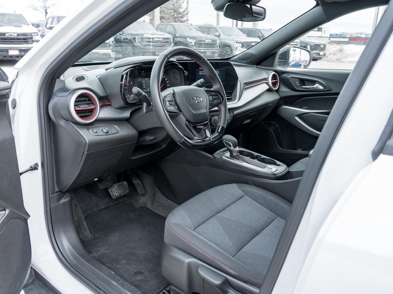 2024 Chevrolet Trax 1RS 4dr Front-Wheel Drive Photo