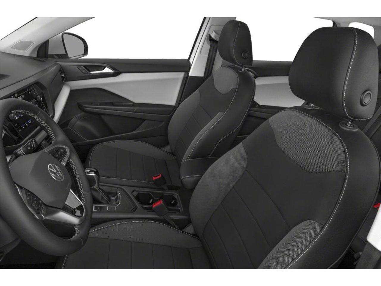 2024 Volkswagen Taos Comfortline 4dr All-Wheel Drive 4MOTION Photo