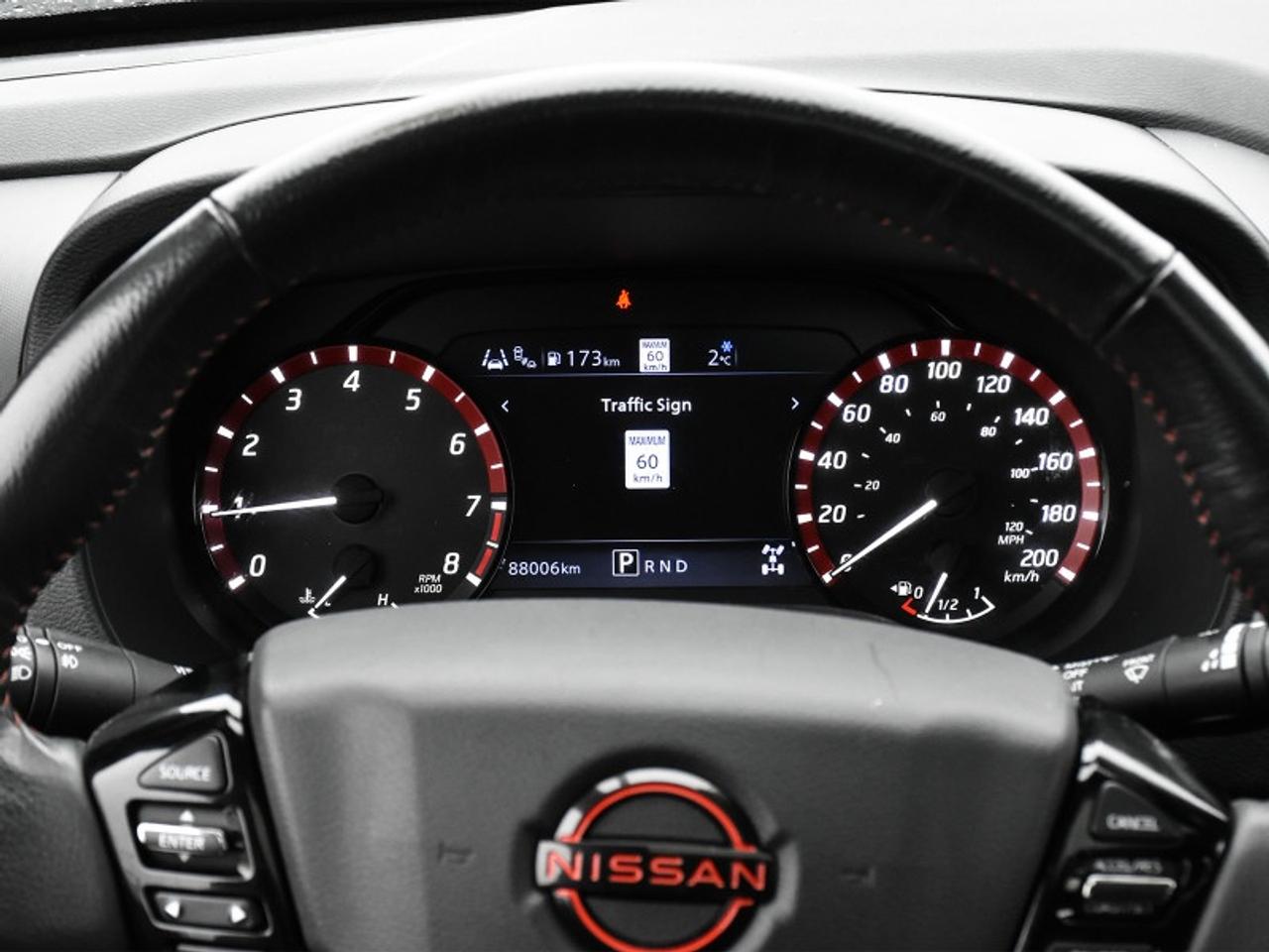 2022 Nissan Frontier Crew Cab PRO-4X   Sunroof   Navi   360 Cam   Heate Photo