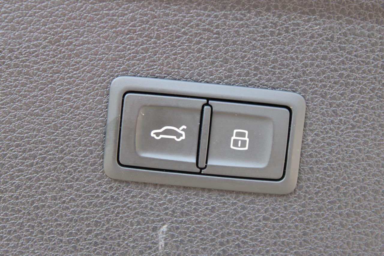 2021 Audi Q5 2.0T Technik quattro   No Accident   Clean Carfax Photo