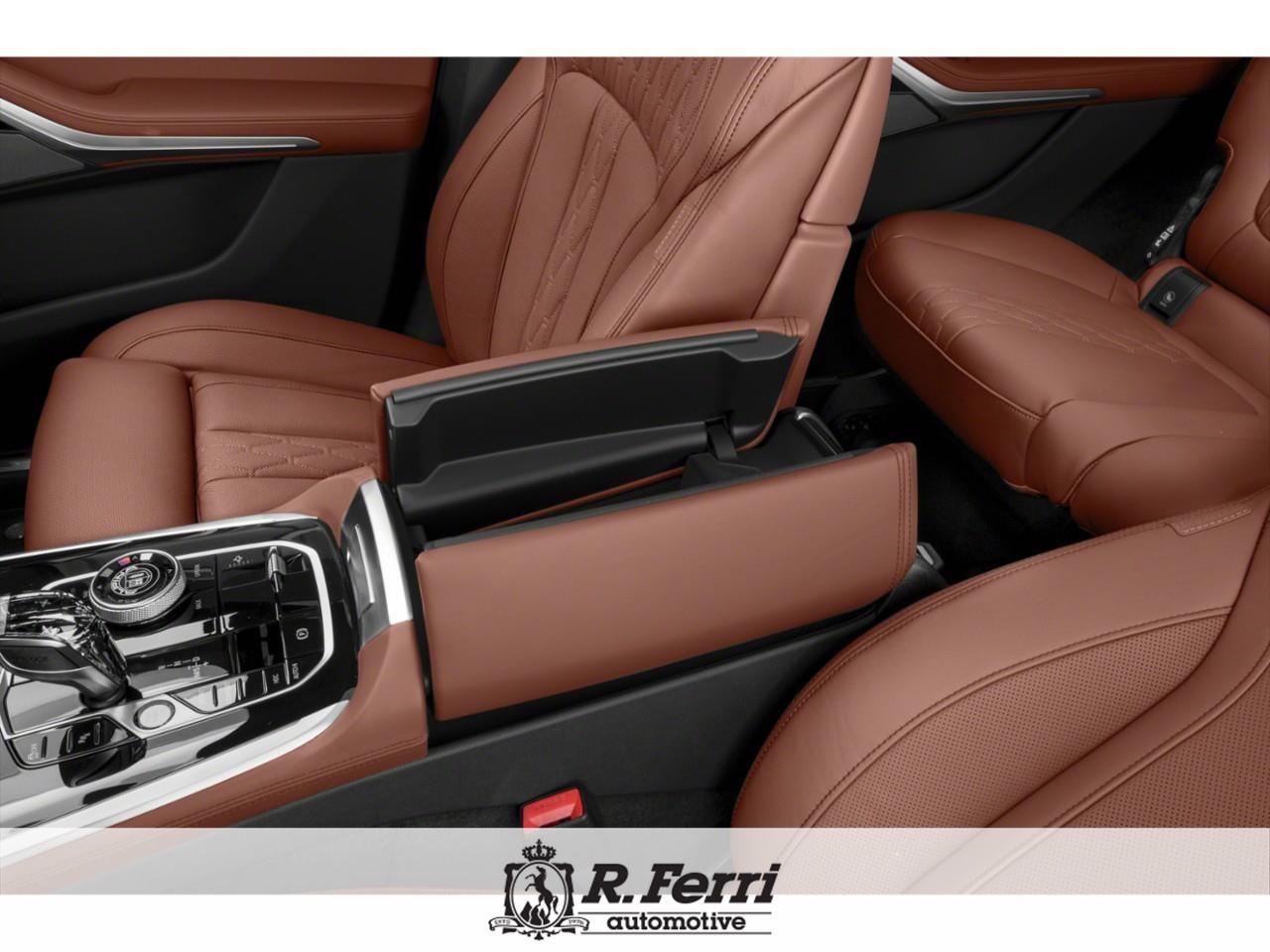 2026 BMW ALPINA XB7 Base 4dr All-Wheel Drive Sports Activity Vehicle Photo