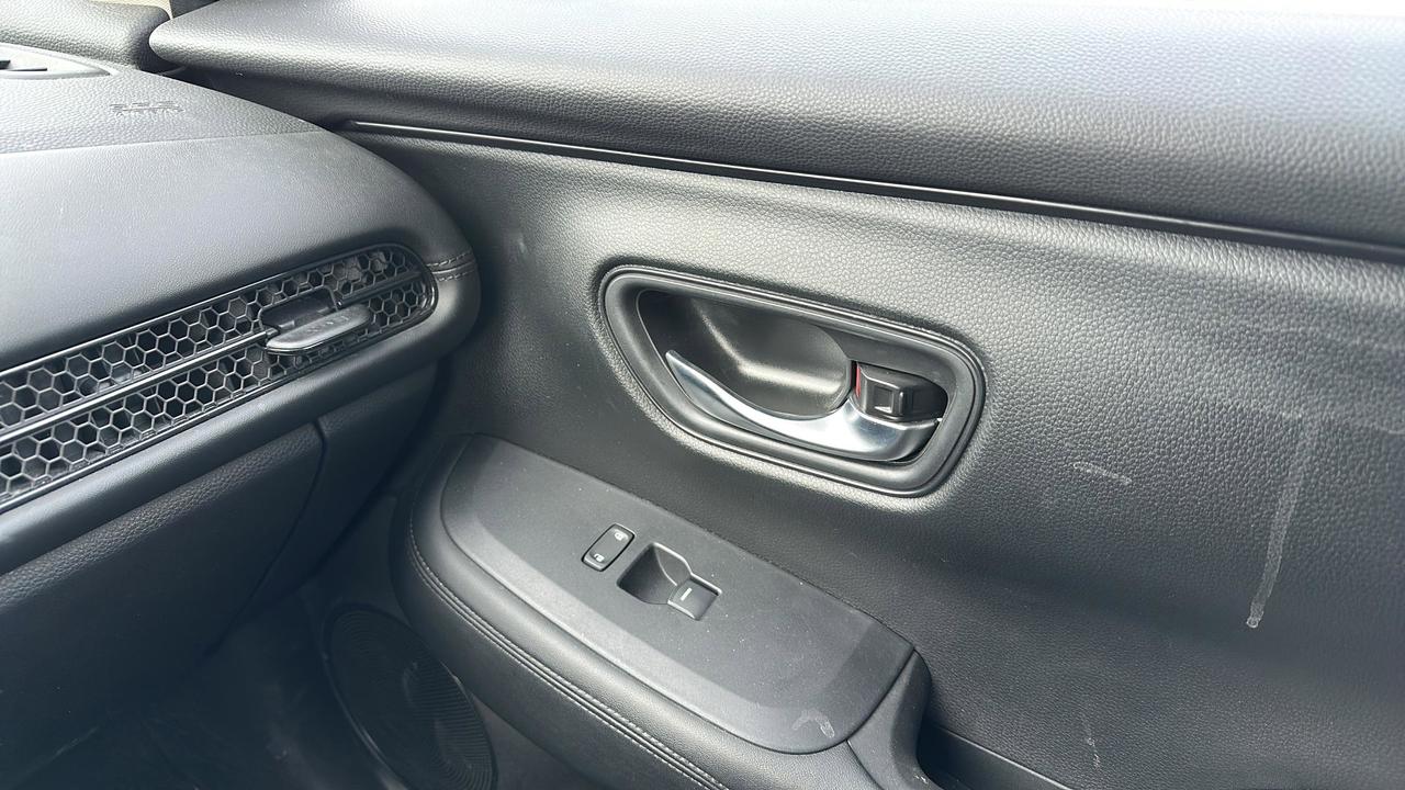 2024 Honda HR-V LX Photo