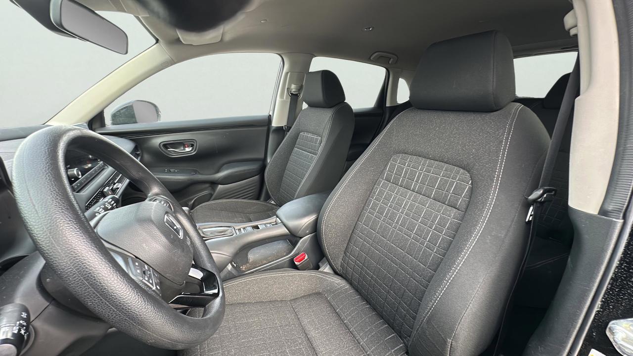 2024 Honda HR-V LX Photo