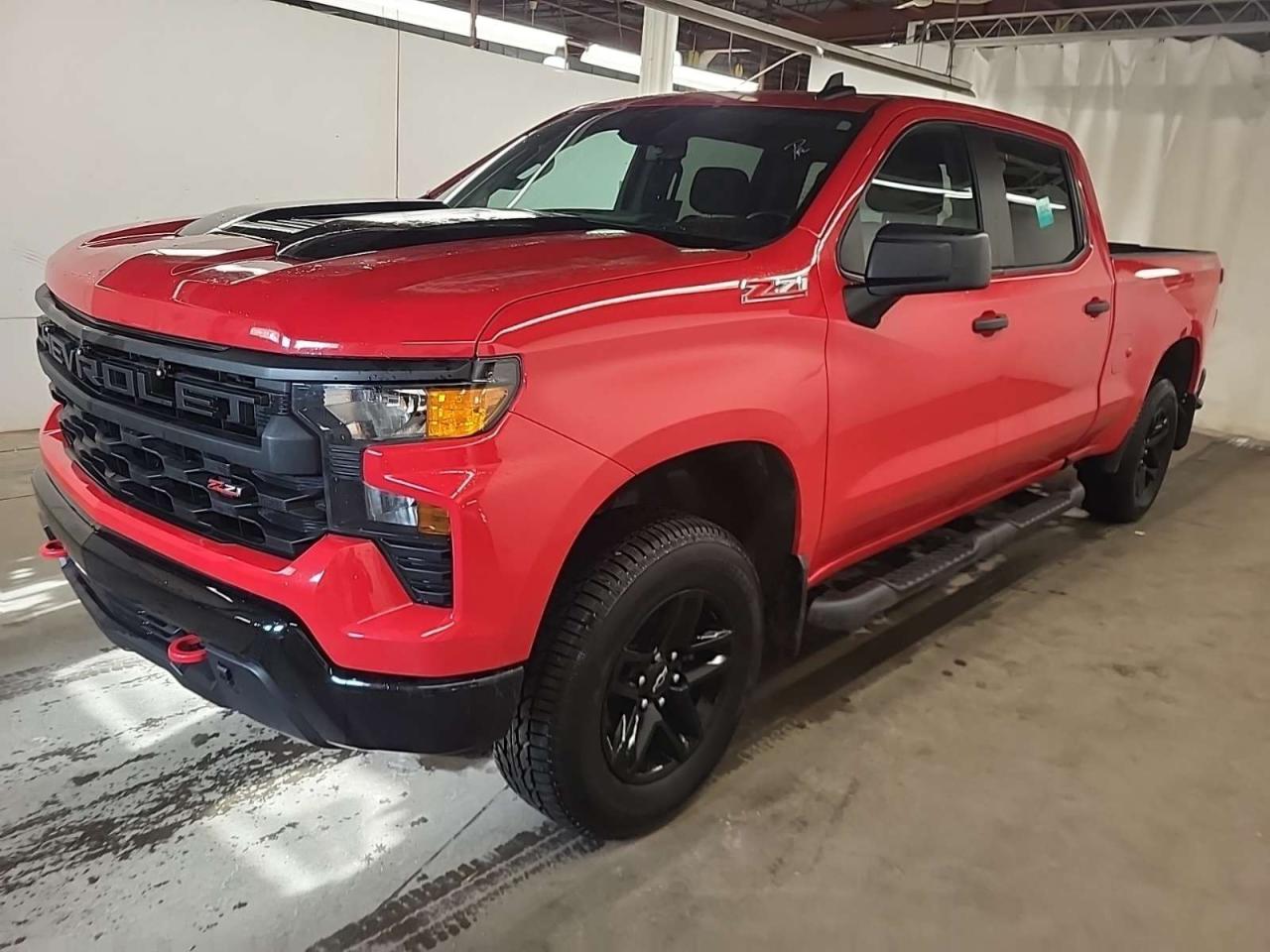 Serving Quinte for 60 years! 43,000 vehicles sold! We are one of Canadas largest independent retailers! High quantity-quality lease returns at live market pricing, best finance rates, rates as low as 6.45%, and no hidden fees. Up to 300 vehicles to choose from in 1 location. The way used car buying should be!