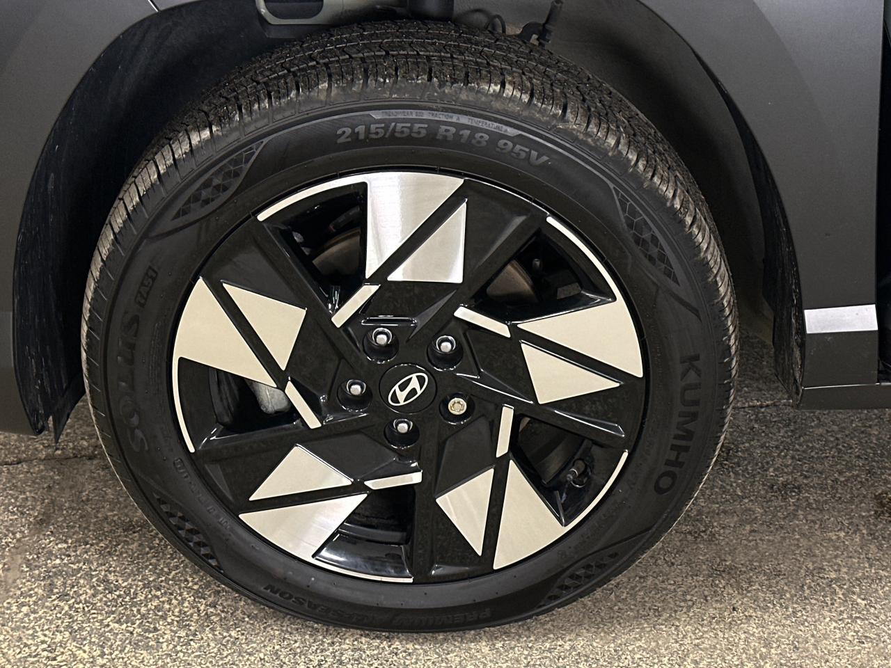 2024 Hyundai KONA 2.0L Preferred w/Trend Package 4dr All-Wheel Drive Photo