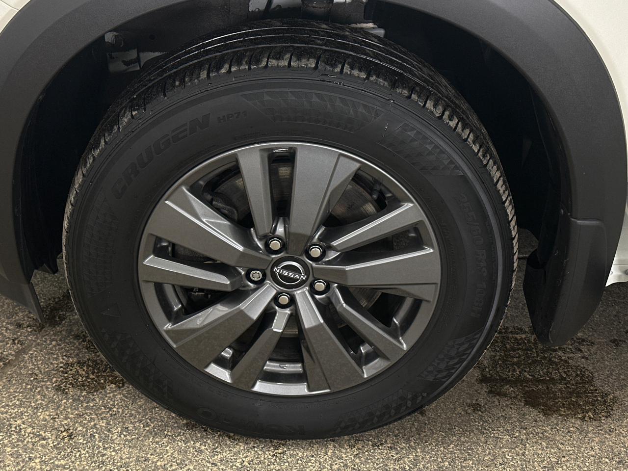 2024 Nissan Pathfinder SV 4dr 4x4 Photo