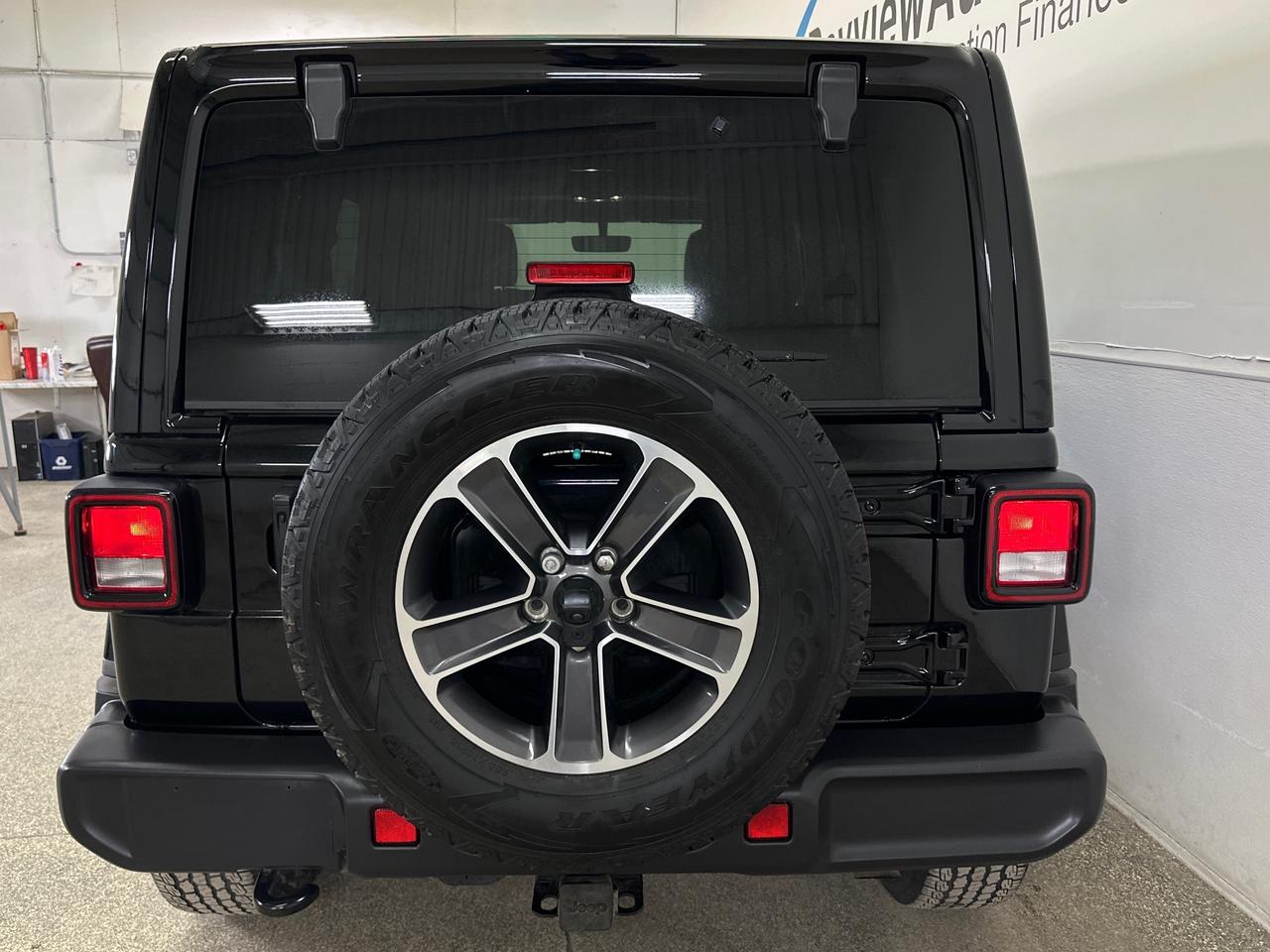 2023 Jeep Wrangler SAHARA 4DR 4X4 Photo