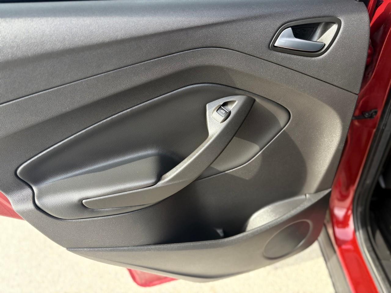 2018 Ford Escape SE 4dr 4x4 Photo