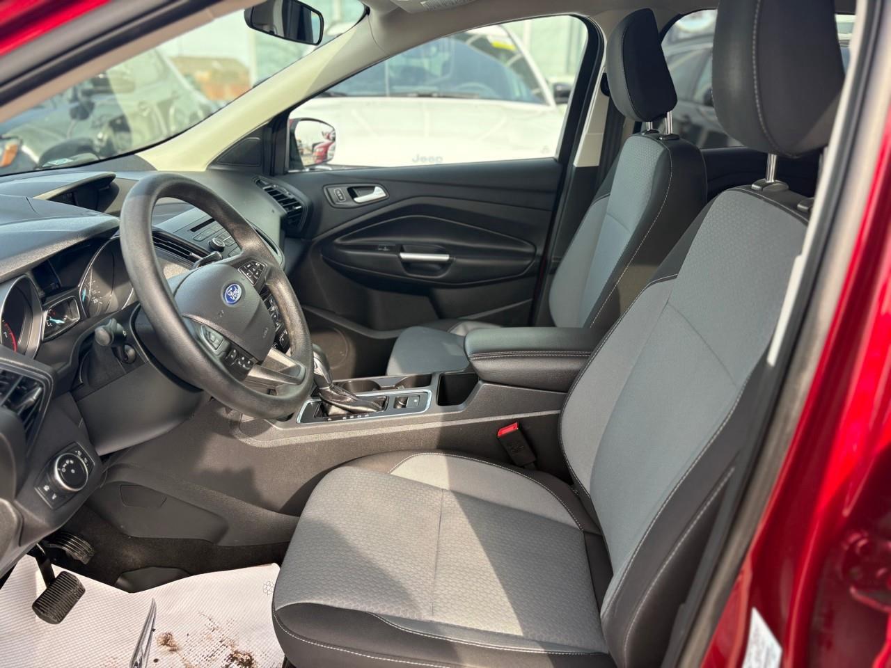 2018 Ford Escape SE 4dr 4x4 Photo