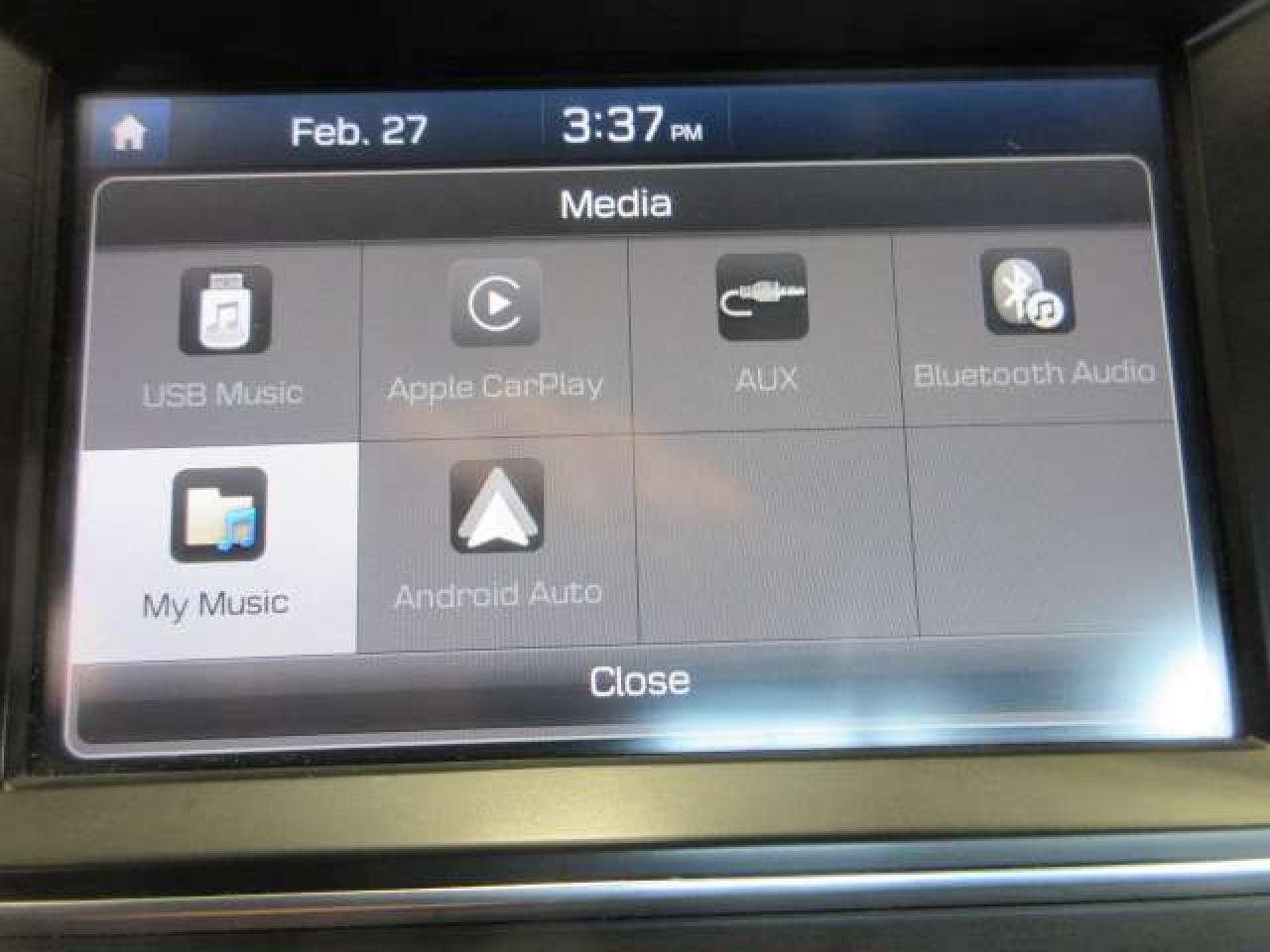 2018 Hyundai Elantra GL SE, ROOF, ALLOYS, A/C, APPLE/ANDROID, 186K! Photo