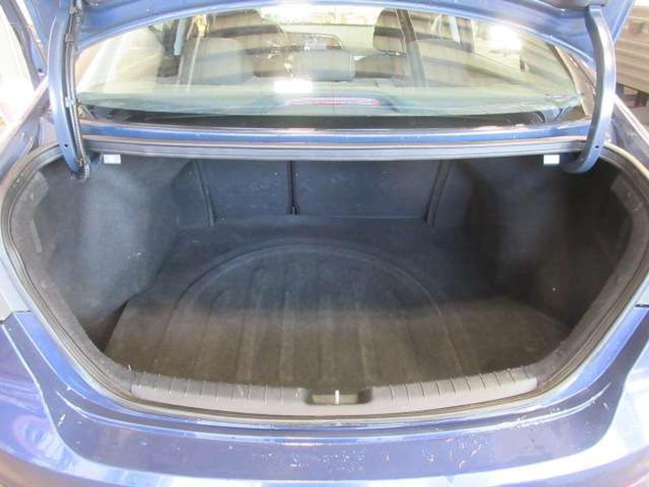 2018 Hyundai Elantra GL SE, ROOF, ALLOYS, A/C, APPLE/ANDROID, 186K! Photo