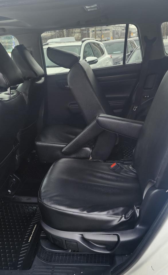 2022 Toyota Highlander HYBRID XLE Photo