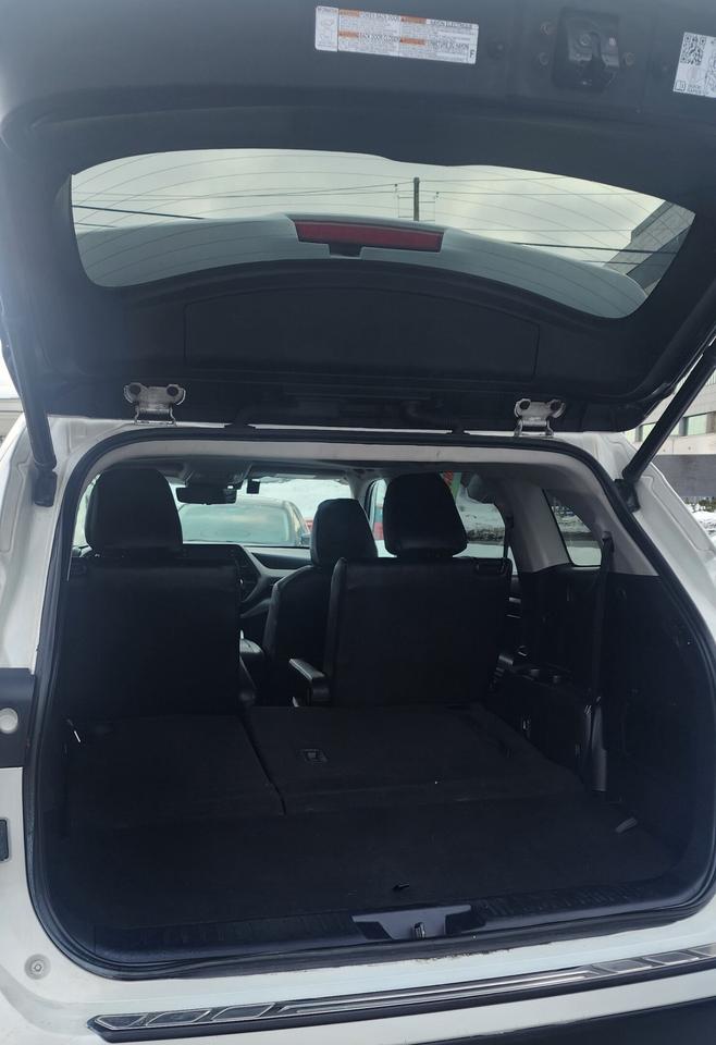 2022 Toyota Highlander HYBRID XLE Photo