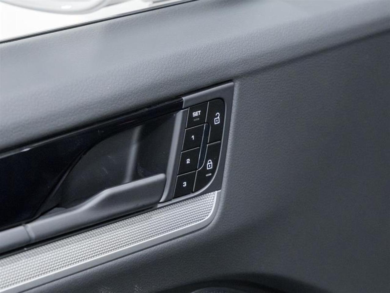 2026 Porsche Cayenne  Photo